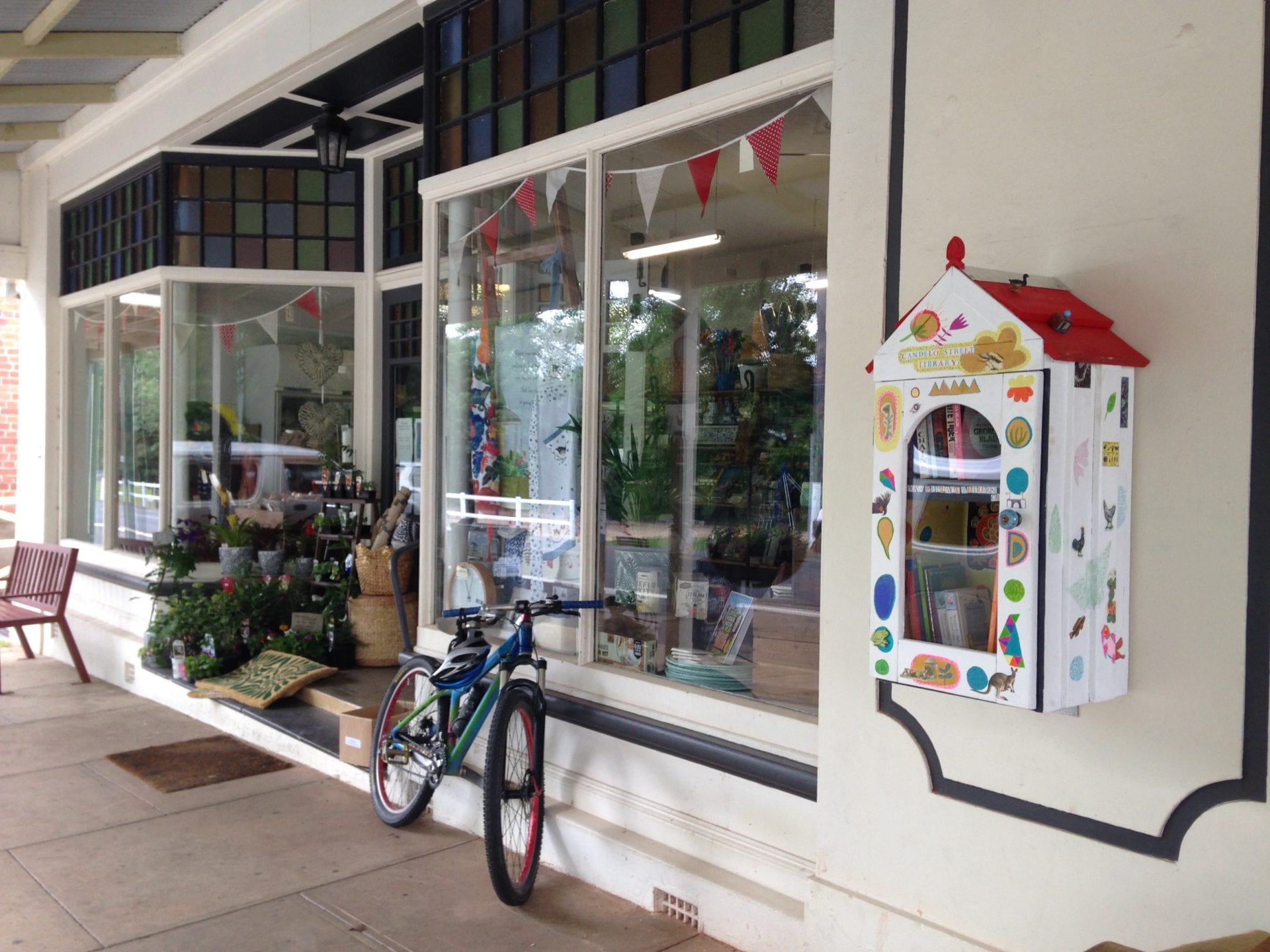 Candelo Street Library