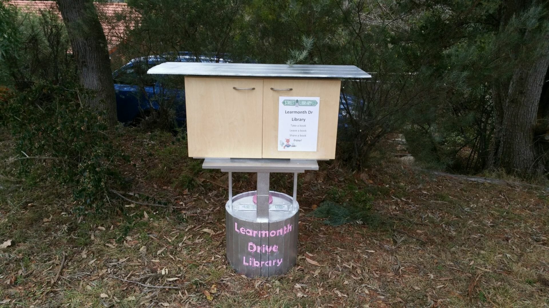 Learmonth Drive Library