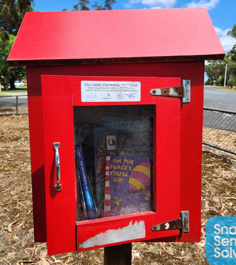 Casterton War Memorial Street Library