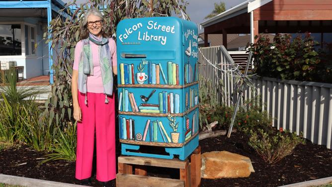 Street Library of the Moment – Falcon Street Library
